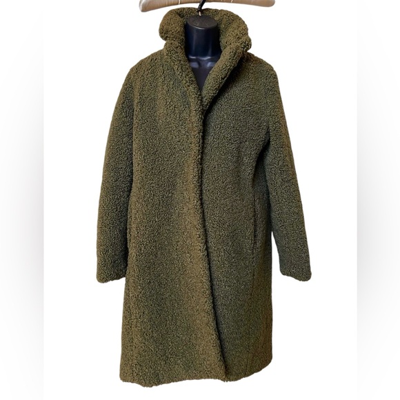 J. Crew Jackets & Blazers - J Crew Boucle winter coat olive GREEN cozy SMALL classic fuzzy elegant
